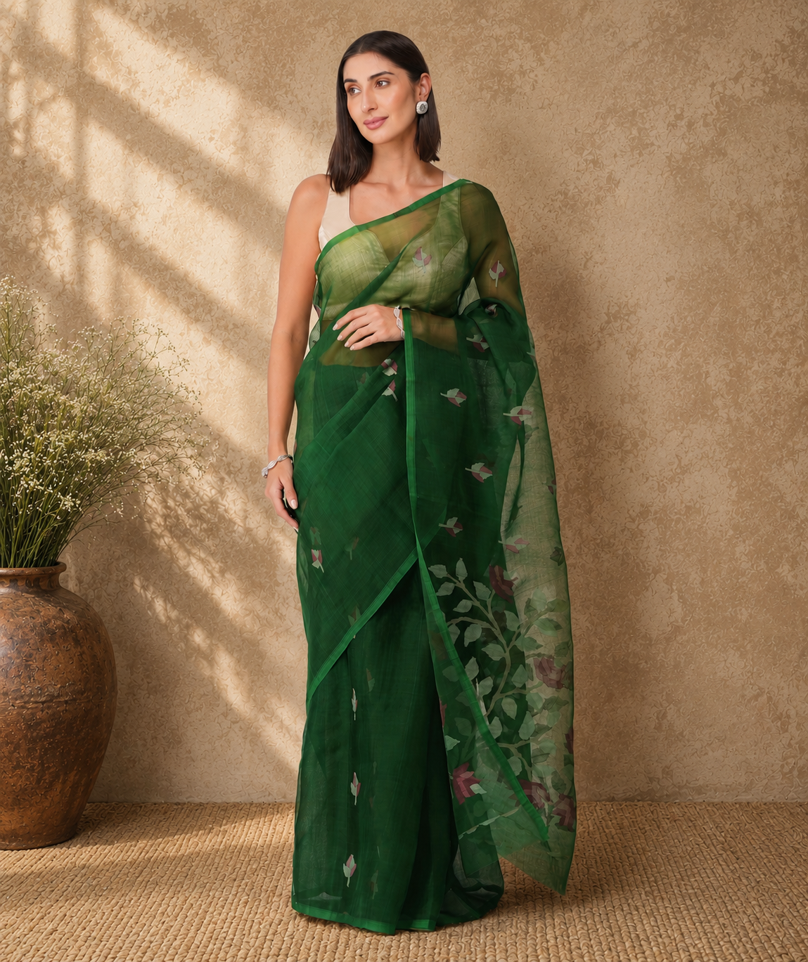 Vanya – Handwoven Muslin Jamdani Saree